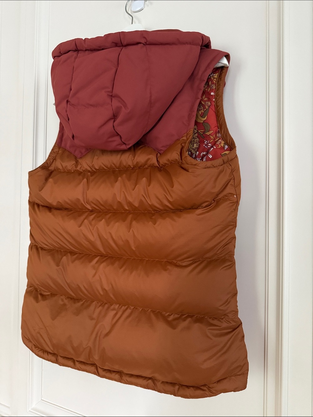 Patagonia | Bivy Down Vest Rust Orange - Medium - Picture 7 of 14